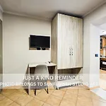 Sunflower Rooms